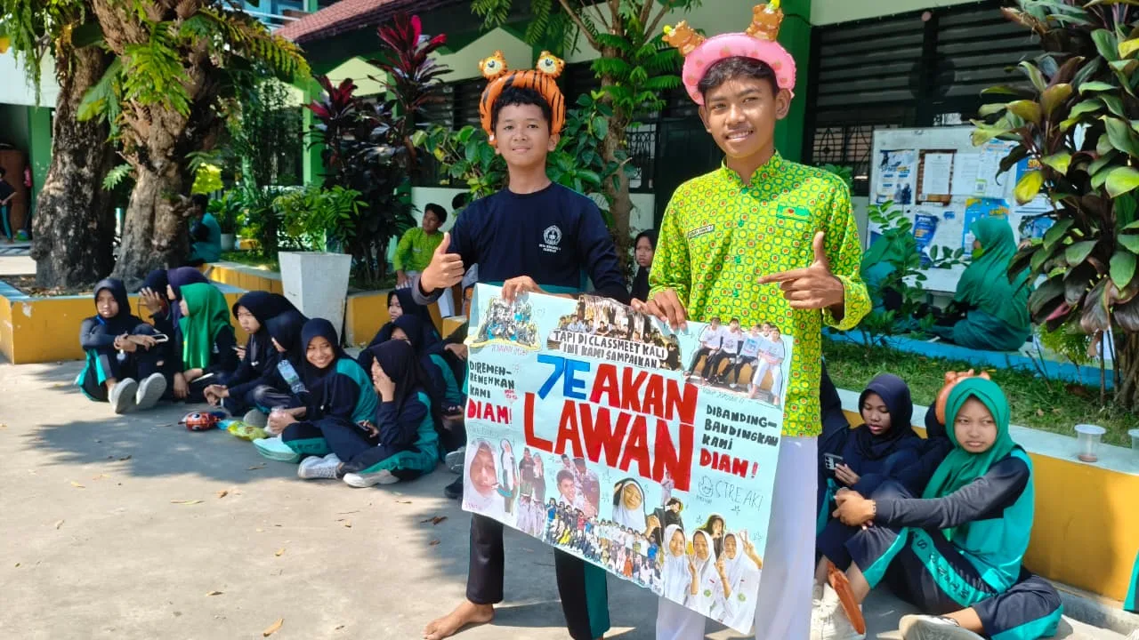 Sambut Classmeeting, Pasukan “Best Supporter” MTsN 3 Sleman Unjuk Kreativitas Unik nan Menggemaskan