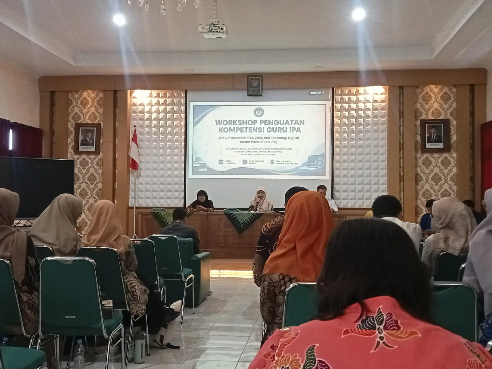 Guru IPA MTs Negeri 8 Sleman Ikuti Workshop: “New Framework PISA 2026 dan Teknologi Digital dalam Pendidikan IPA”