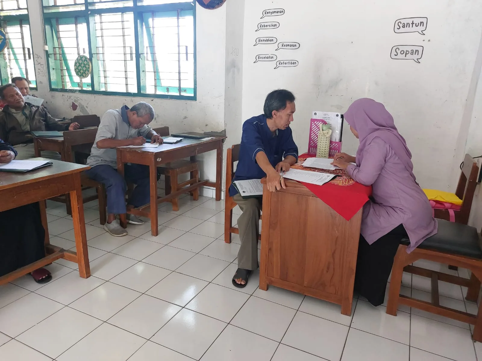 MTsN 7 Sleman Apresiasi Progam Gerakan Ayah Ambil Raport