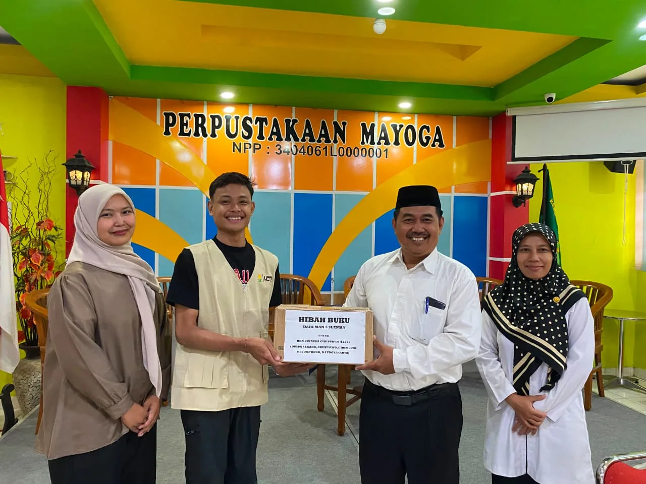 Perpustakaan MAN 3 Sleman Hibahkan Buku untuk Program Pojok Baca KKN UIN Sunan Kalijaga