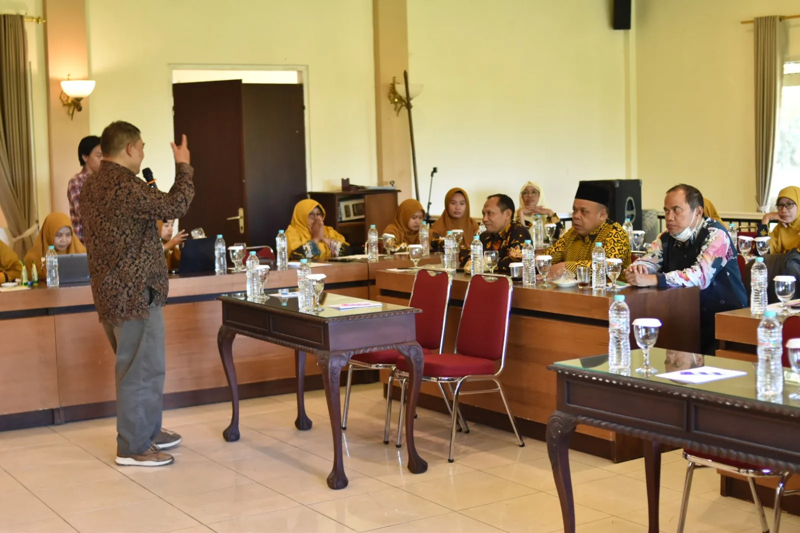 Dosen UAD Bekali Guru MTsN 8 Sleman Strategi Implementasi STEAM dan Kurikulum Berbasis Cinta
