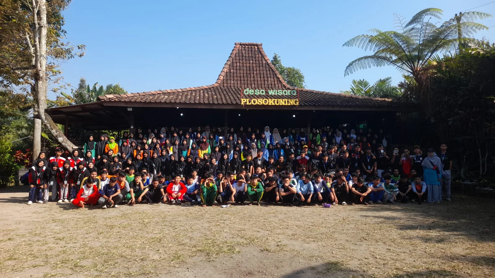 Perkuat Kekompakan dan Kebersamaan, MAN 4 Adakan Outbound Seru di Desa Wisata Plosokuning