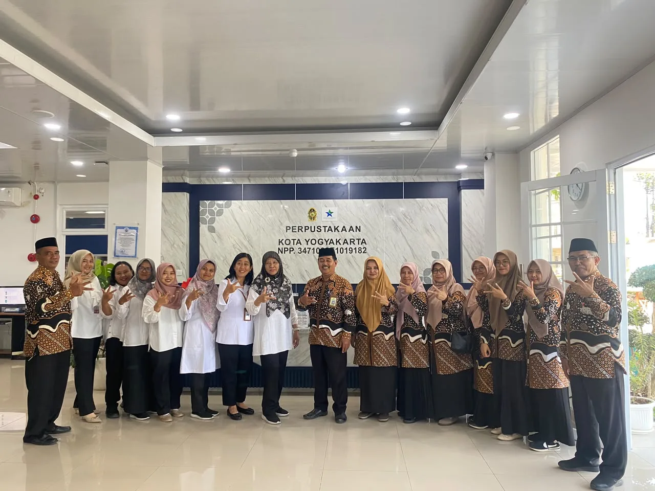 Perkuat Modernisasi Digital, MAN 3 Sleman Jajaki Tata Kelola Perpustakaan Kota Yogyakarta