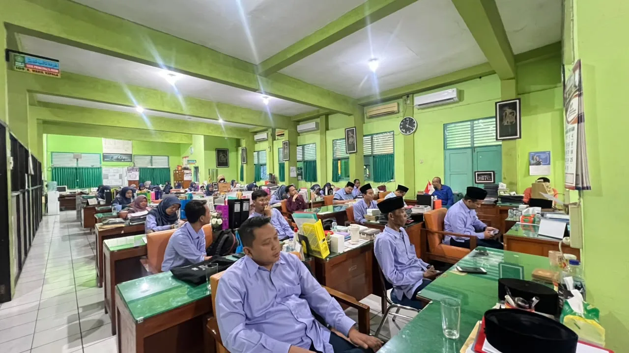 MAN 3 Sleman  Adakan Briefing Guru, Jelang Persiapan Asesmen dan Puncak Milad Ke-35