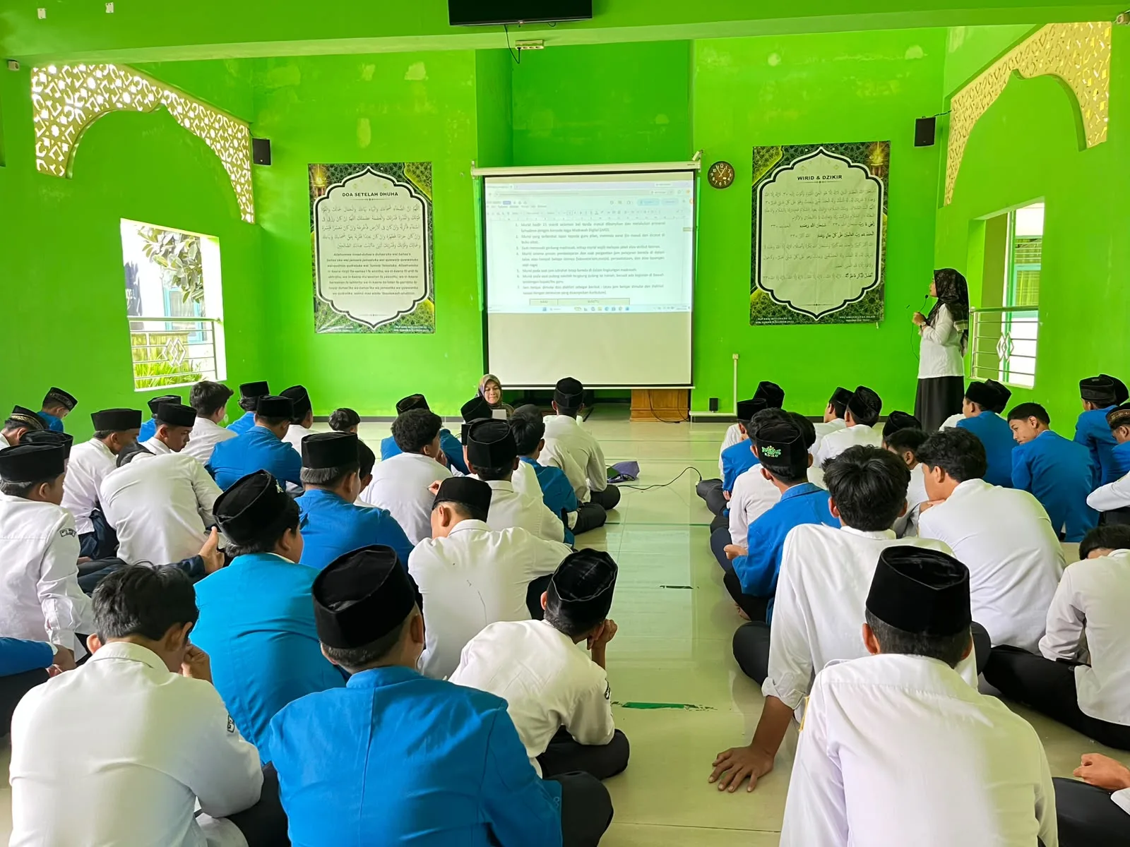 Tanamkan Budaya Disiplin, MTsN 2 Sleman Gelar Sosialisasi DISPO pada Murid