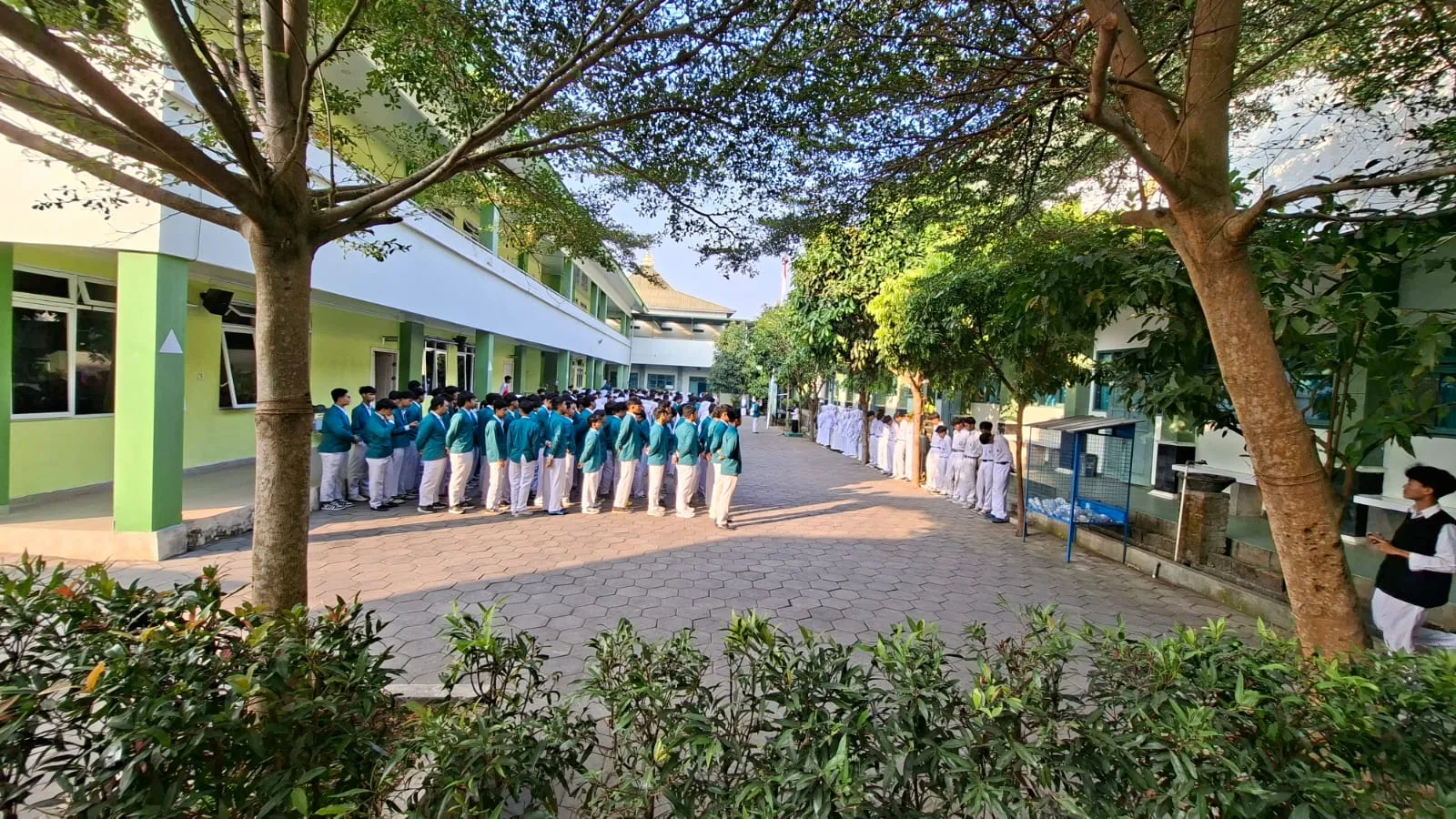 Apel Pagi MTsN 4 Sleman: Wakabid Akademik Bacakan Pesan Gubernur DIY untuk Generasi Emas