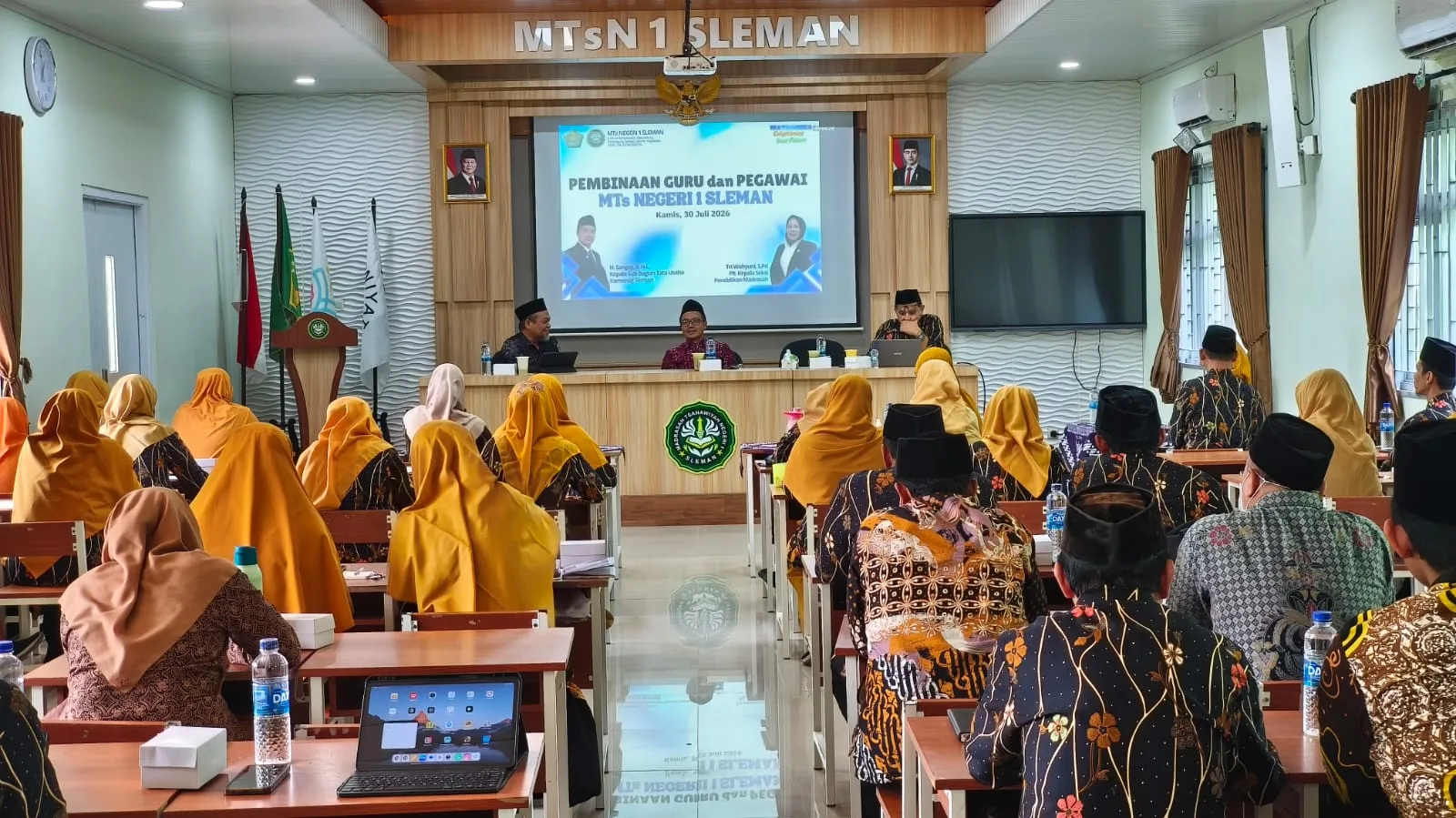 MTsN 1 Sleman Perkuat Budaya Kerja Lewat Pembinaan Guru dan Pegawai