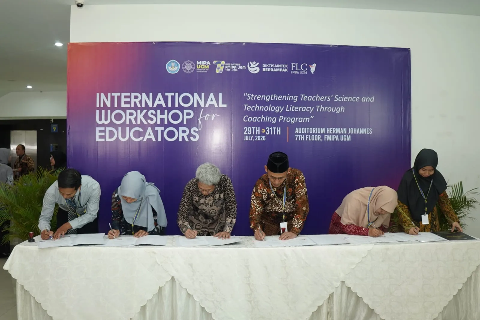 Perkuat Kompetensi Guru dan Murid, MAN 2 Sleman Jalin Kerja Sama dengan FMIPA UGM