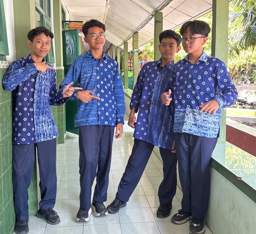 Murid MTsN 8 Sleman Bangga Kenakan Batik Karya Sendiri