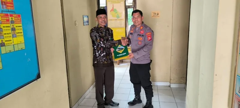 Tandatangan MoU Perkuat Kerjasama MTsN 8 Sleman dengan Polsek Prambanan