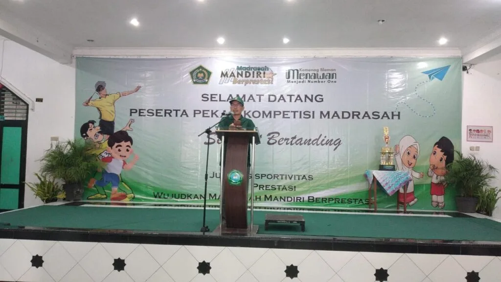 Buka PKM, Kakan: Jadikan Momentum Unjuk Kemampuan Siswa