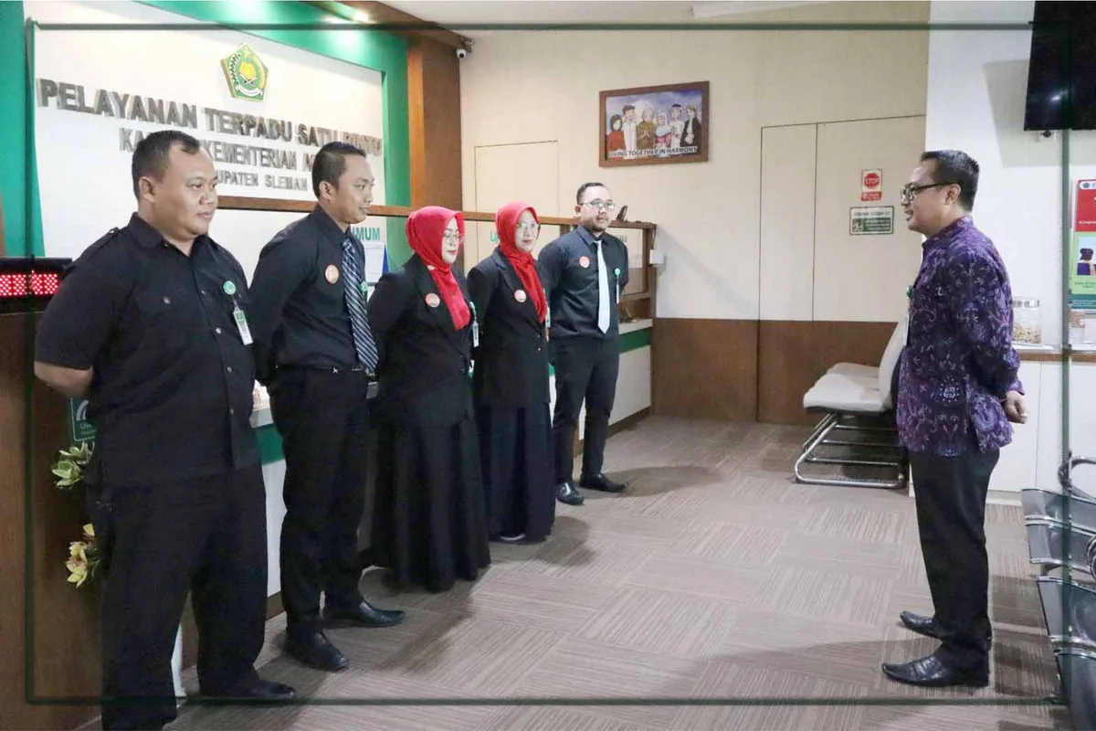 Optimalisasi Layanan, Kemenag Sleman Gelar Pelatihan Layanan Prima Bagi Petugas PTSP dan Keamanan