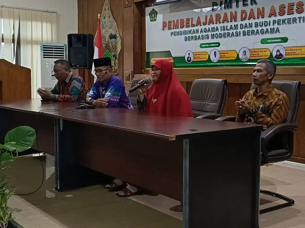 103 Guru Agama Islam Mendapat Bimtek Pembelajaran dan Asesmen PAI dan Budi Pekerti Berbasis Moderasi Beragama