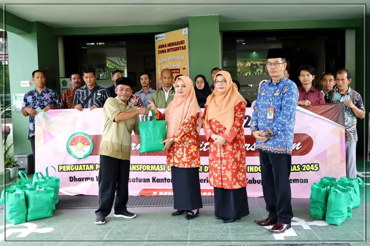Peringati HAB ke-79, DWP Kemenag Sleman Wujudkan Kepedulian dengan Aksi Berbagi Sembako
