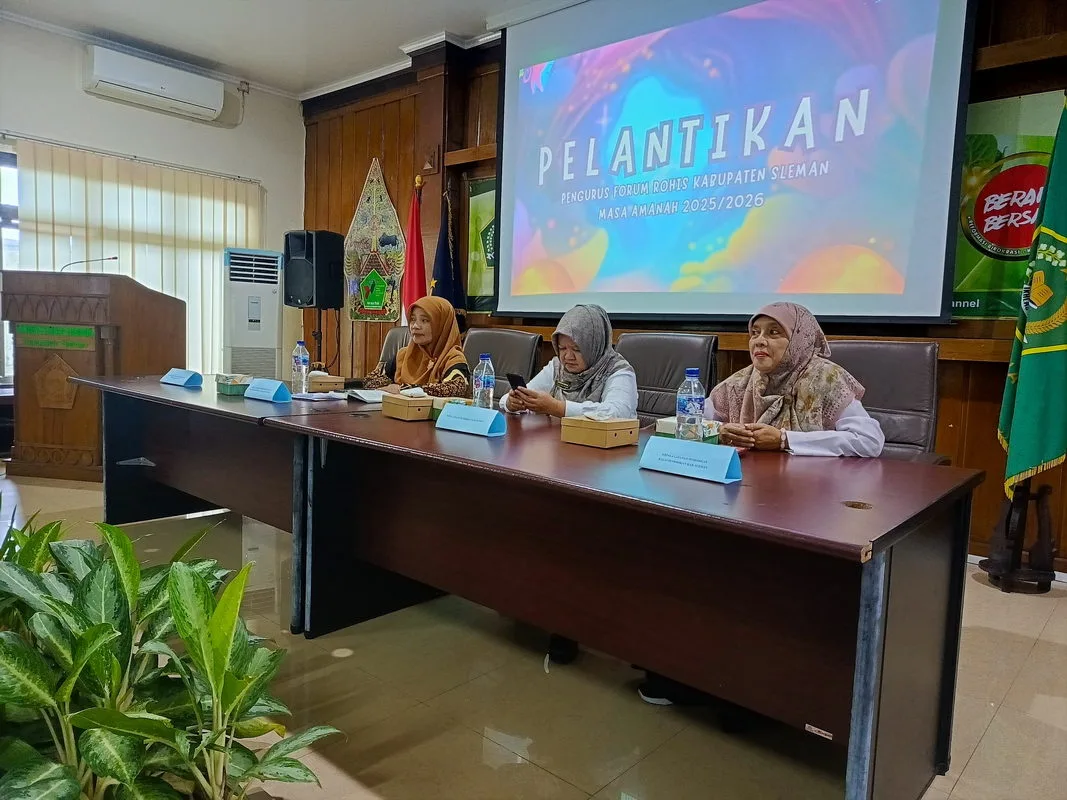 Ketua Pokjawas PAI Kabupaten Sleman Melantik Forum Rohis Kabupaten Sleman