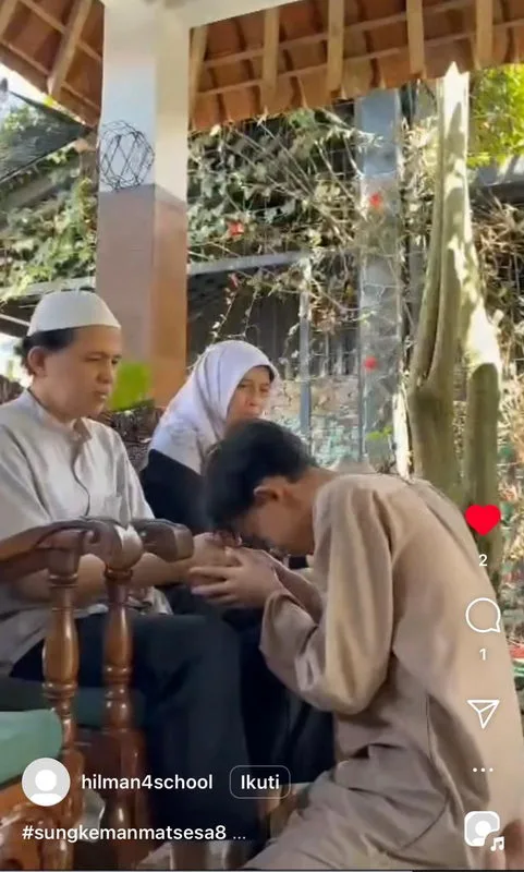 Lestarikan Budaya Luhur, MTsN 10 Sleman Praktikan Sungkeman Hari Raya Idul Fitri