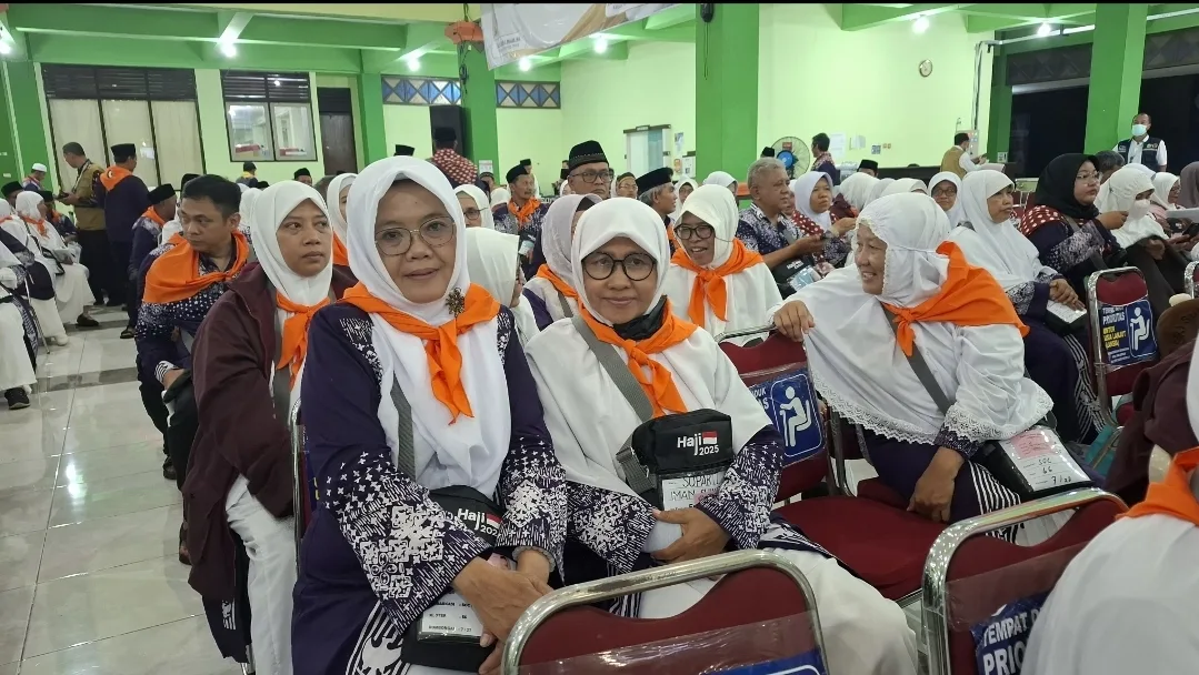 Tiba di Embarkasi Donohudan, Jemaah Haji Kloter 66 SOC Diinapkan 24 Jam