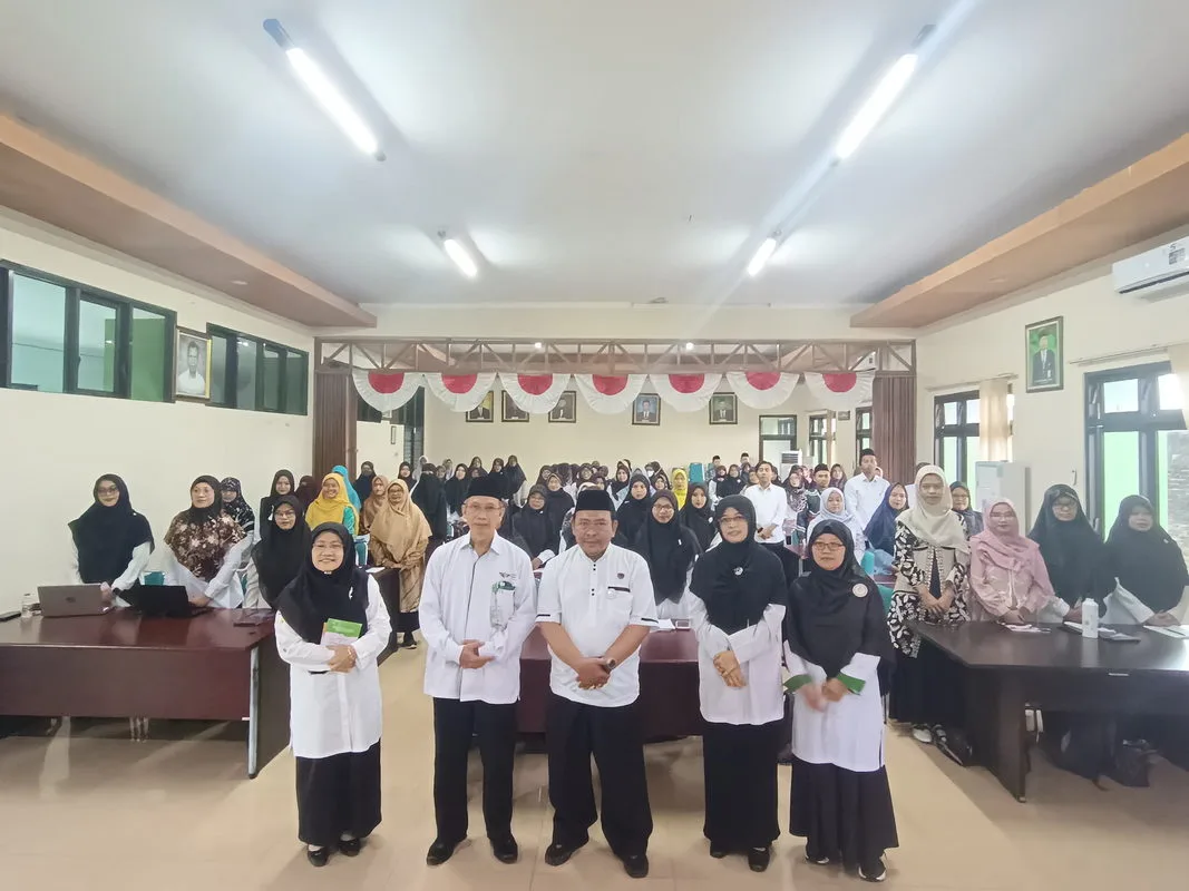 Guru Madrasah Sleman Ikuti Workshop Penguatan Kompetensi Menulis