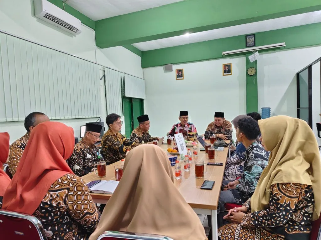 Monitoring dan Evaluasi Program NGTS, MAN 2 Sleman Tunjukkan Komitmen Wujudkan Madrasah Sehat