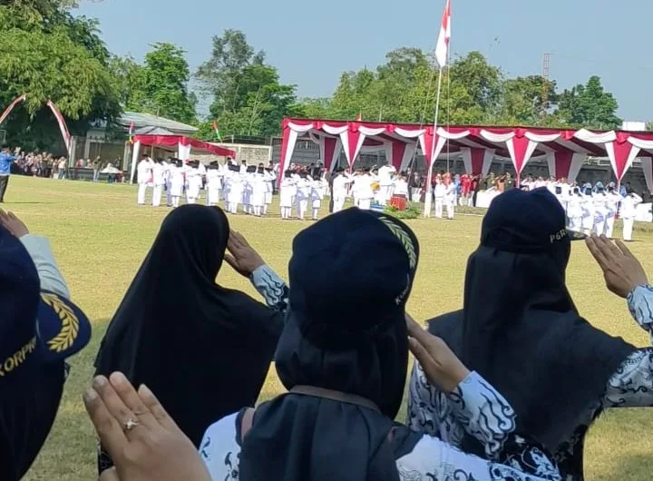 Upacara HUT ke-80 RI, MTs Negeri 3 Sleman Kirimkan Perwakilan PGRI