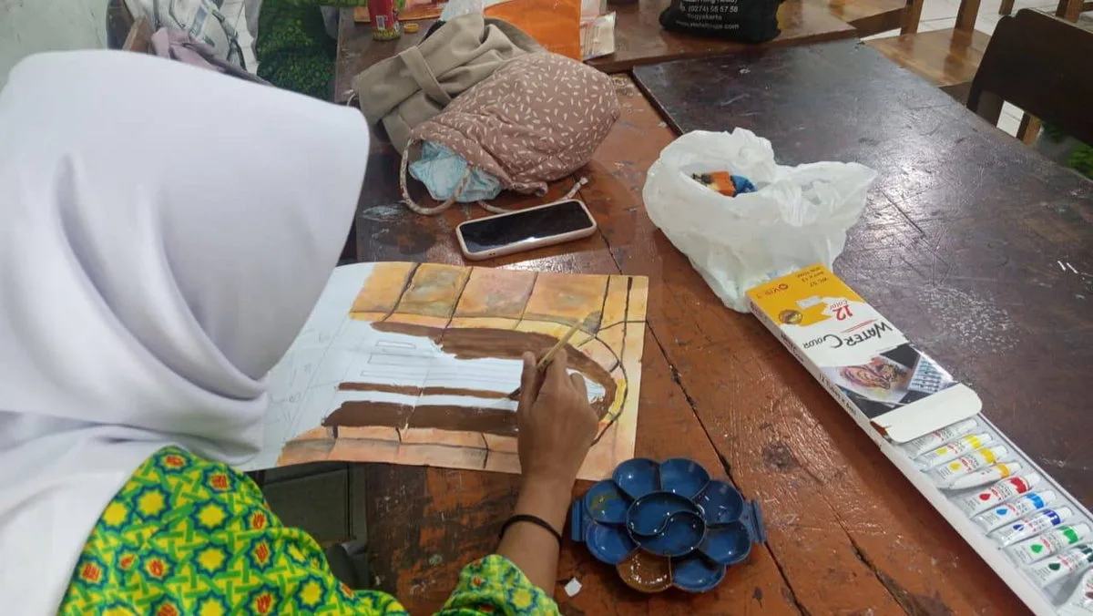 Siswa MTsN 9 Sleman Serius Lukis Kaligrafi Kontemporer