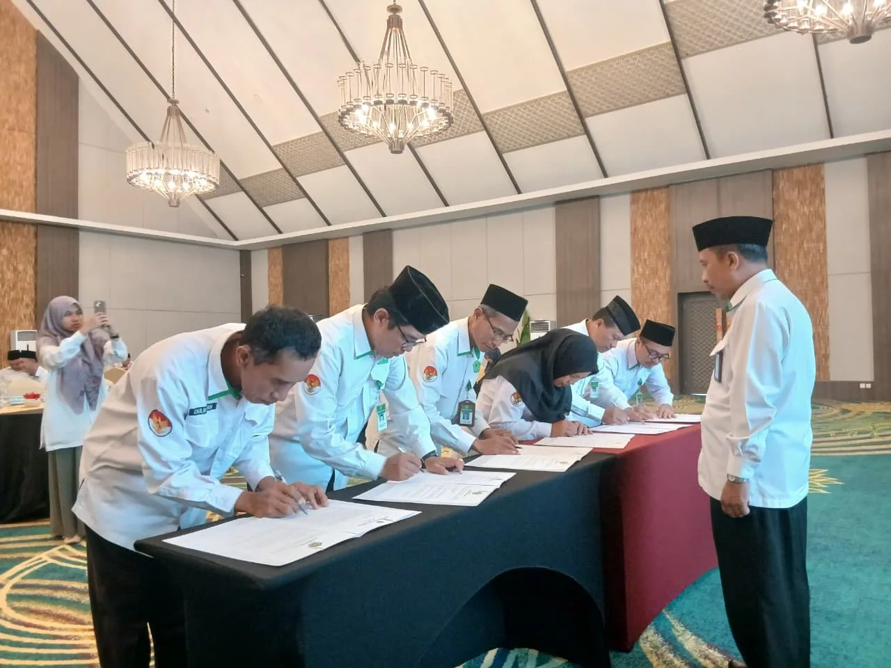 Kemenag Sleman Teken Perjanjian Kinerja dan Berita Acara Raker 2026
