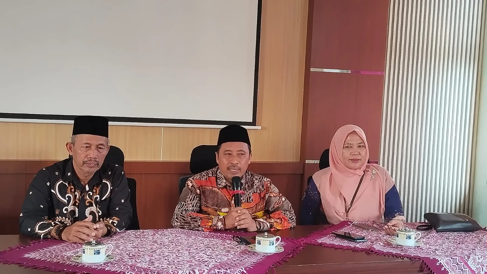 Kunjungi MIN 2 Sleman, Kakankemenag Berikan Penguatan Kinerja dan Bangun Komitmen Zona Integritas
