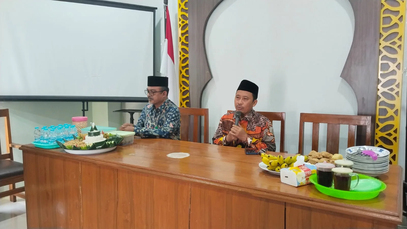 Sapa Spontan KUA Ngaglik, Kakankemenag Sleman Ajak Penguatan Kinerja dan Dukungan Menuju WBK