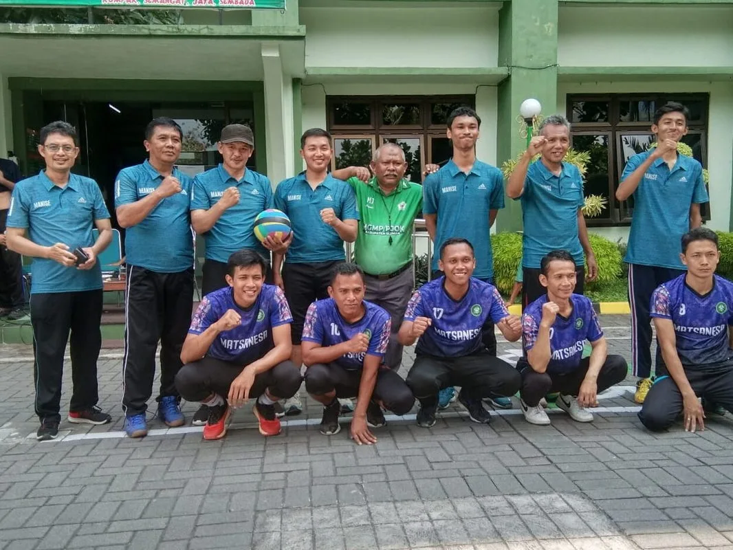 MTs N 1 Sleman Berhasil Keluar Sebagai Juara 1 Pertandingan Voli Dalam Rangkaian Semarak HAB 78 Kemenag