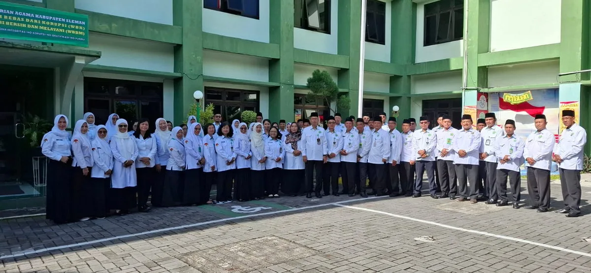 Upacara peringatan HAB Ke-79, Kemenag Sleman Komitmen Tingkatkan Kinerja.