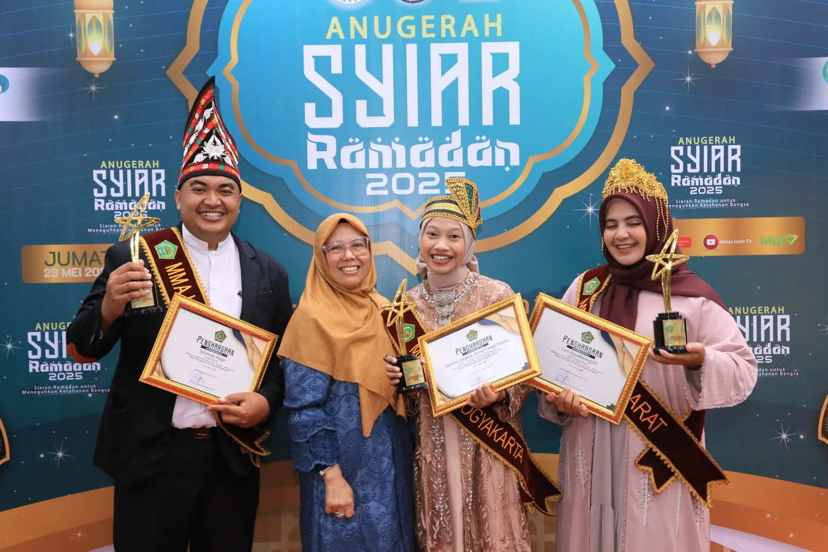 Saviera Ajeng Perwakilan Kemenag Sleman Raih Gelar MMA DIY dan Raih Penghargaan Inspiratif 1 Anugerah Syiar Ramadan 2025