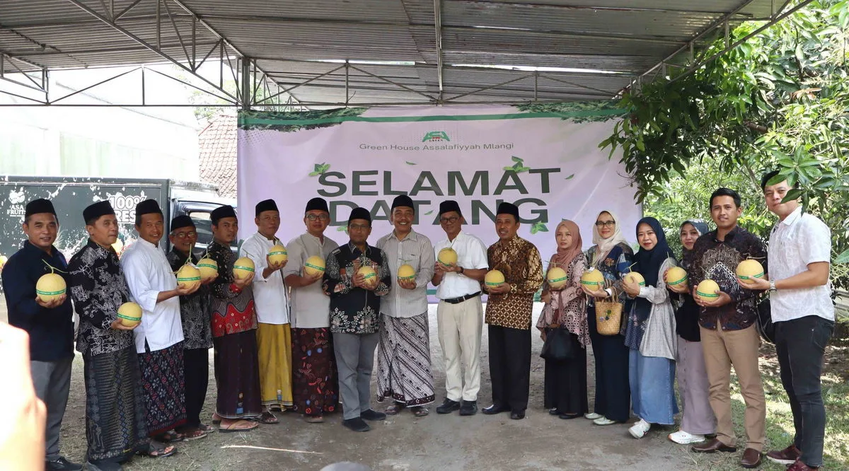 Kakankemenag Sleman H. Nadhif Hadiri Panen Raya Green House, Eratkan Silaturahmi dengan Pesantren