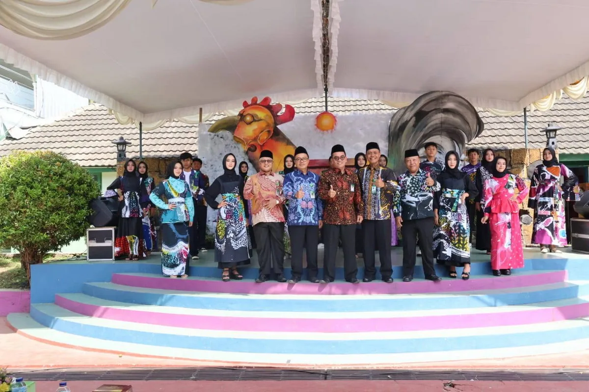 Apresiasi Tinggi Kemenag Sleman untuk BACEFLY, Inovasi Batik Ecofriendly MTsN 8 Sleman