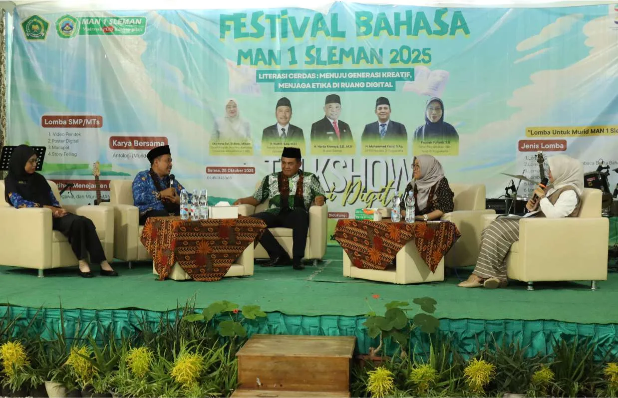 Kakankemenag Sleman H. Nadhif Dorong Penguatan Karakter Siswa lewat Talkshow Literasi Digital di MAN 1 Sleman