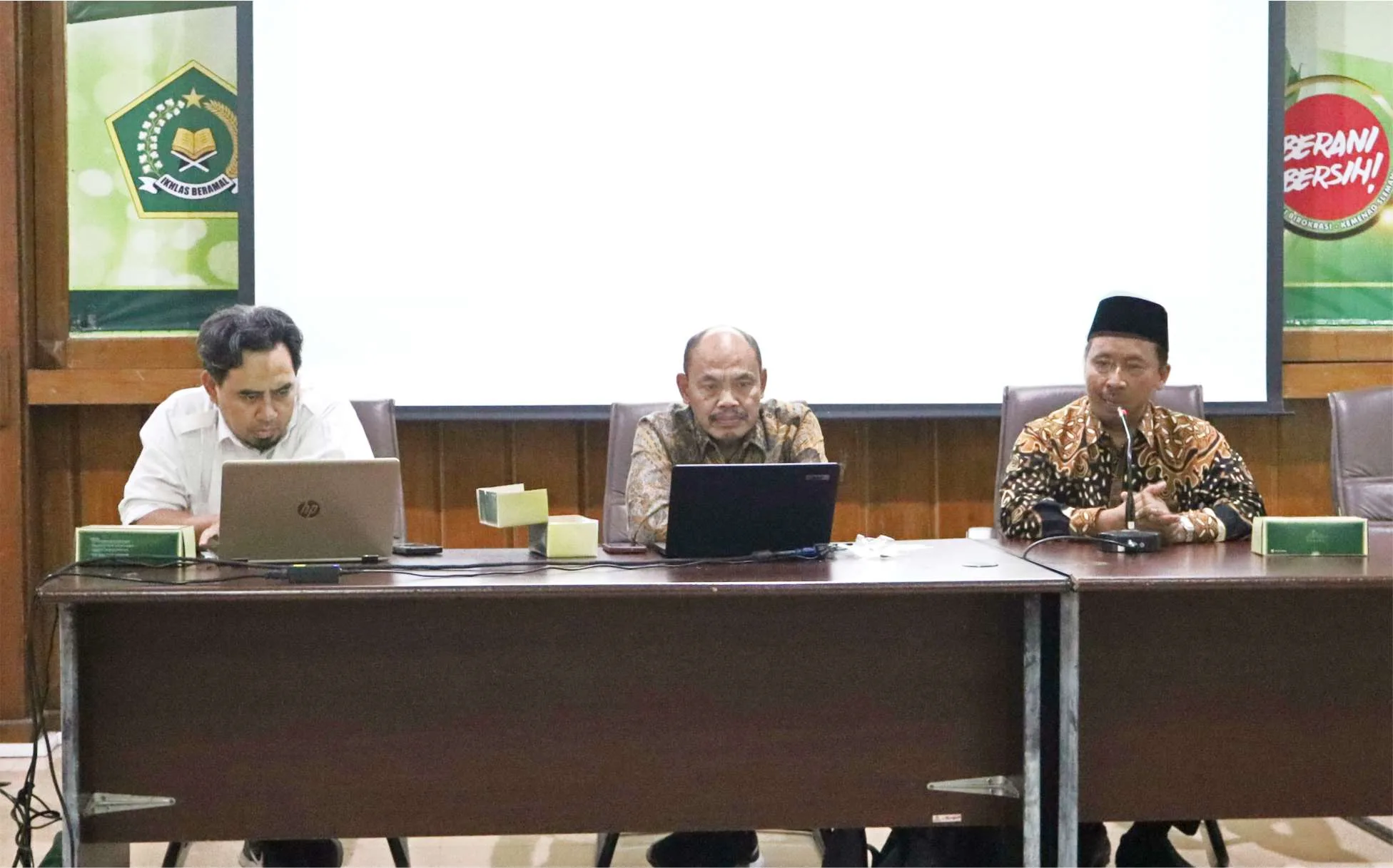 Dorong Pembangunan Zona Integritas, Kakankemenag Sleman Terima Evaluasi Biro Ortala untuk Akselerasi WBK/WBBM