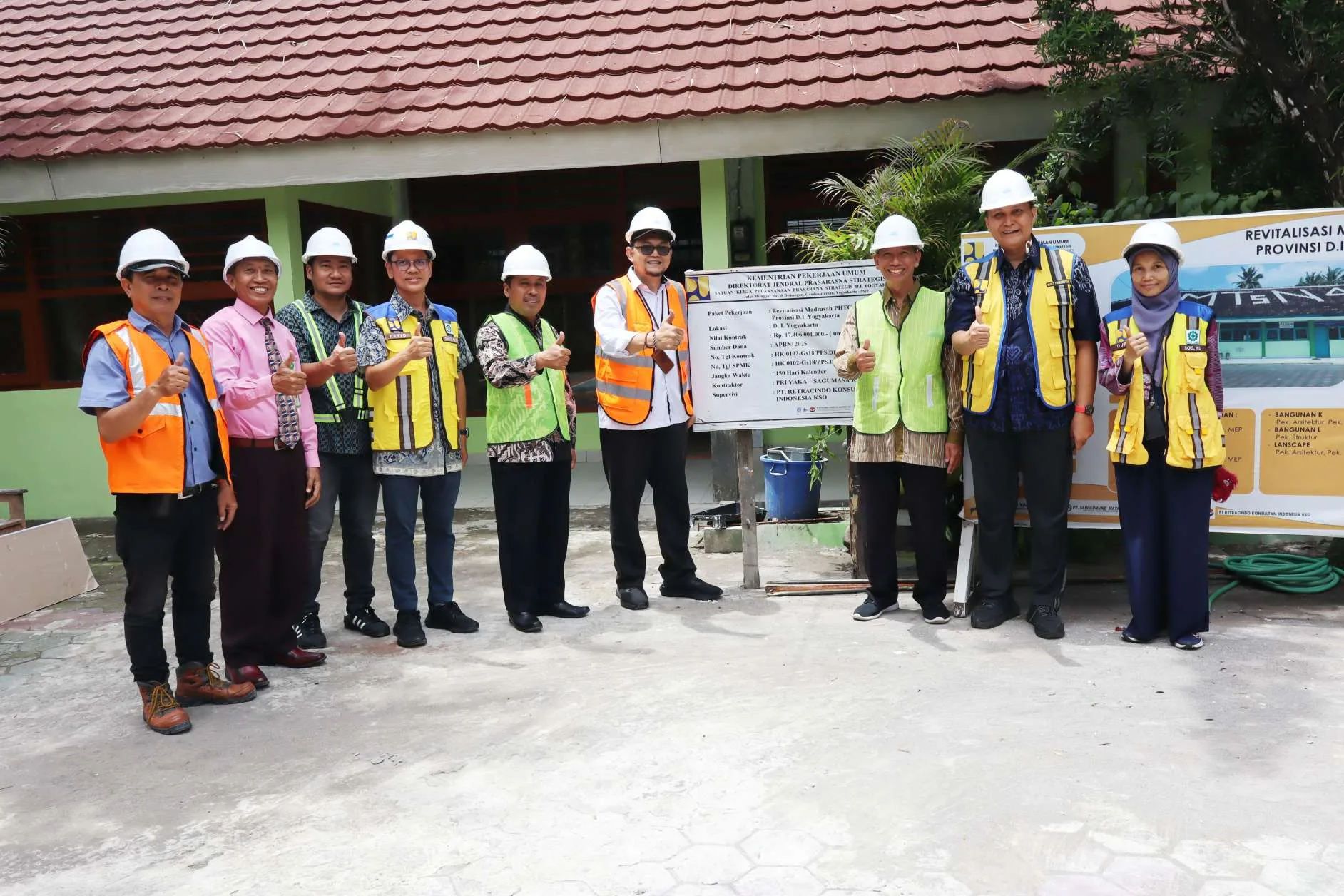 Monitoring PHTC di MTsN 4 Sleman, Kakankemenag Apresiasi Arahan Teknis Tim Kementerian PUPR