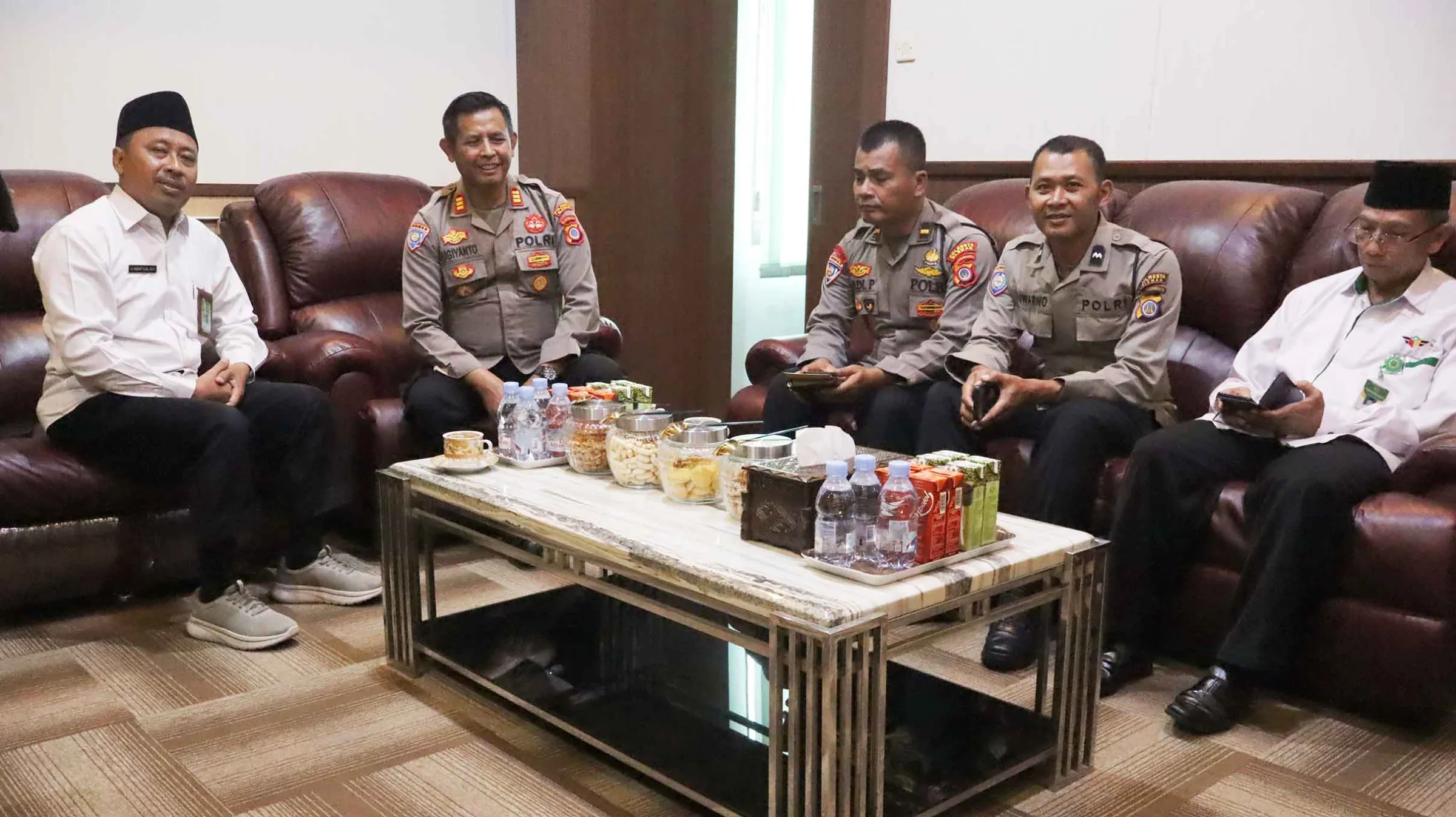 Perkuat Kamtibmas, Kasat Binmas Polresta Sleman Jalin Koordinasi dengan Kemenag Sleman Jelang Aksi HAM