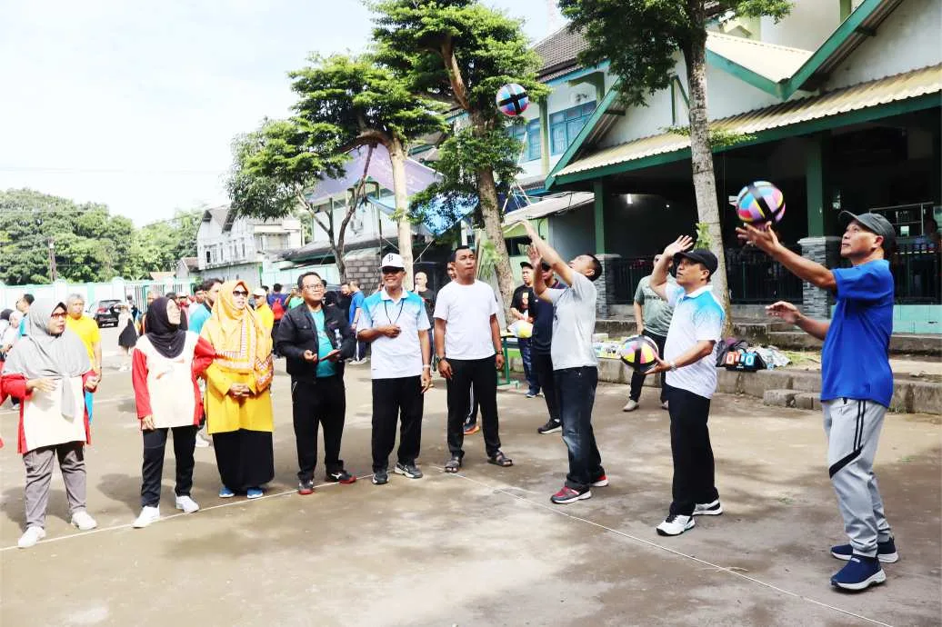 Semarak HAB ke-80, Kemenag Sleman Gelar Lomba Voli dan Tenis Meja di MAN 5 Sleman
