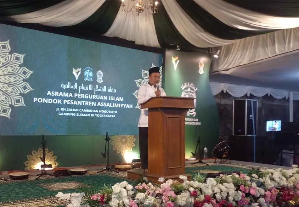 Haflah Ikhtitam ke-37 Ponpes Assalimiyyah, Kakankemenag Sleman Tekankan Pesantren Benteng Akhlak Generasi