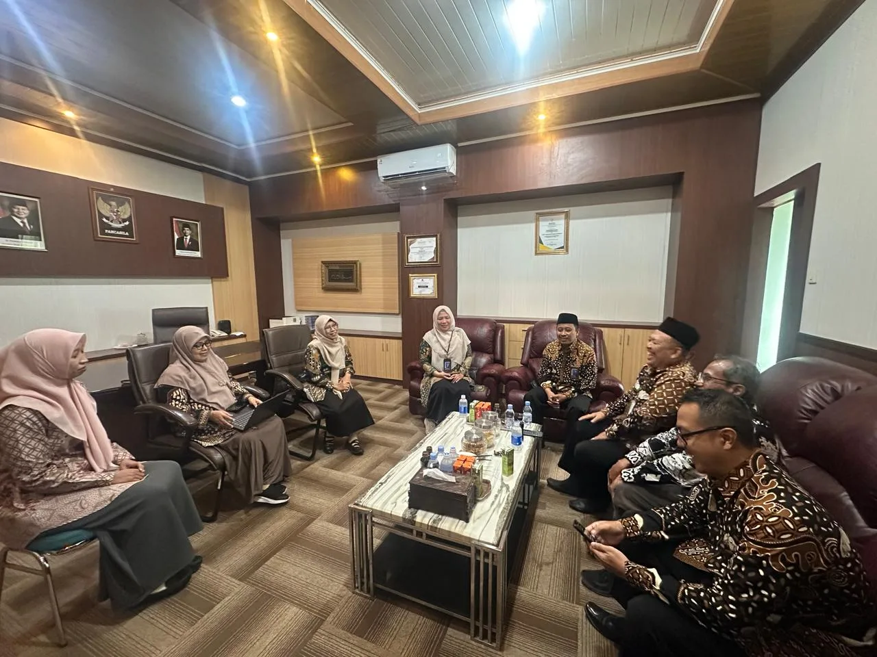 Kolaborasi Lintas Seksi Perkuat Pesantren Ramah Anak melalui Pengawas Goes to Pesantren